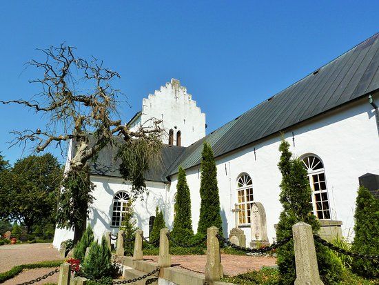 Norra Vrams Kyrka